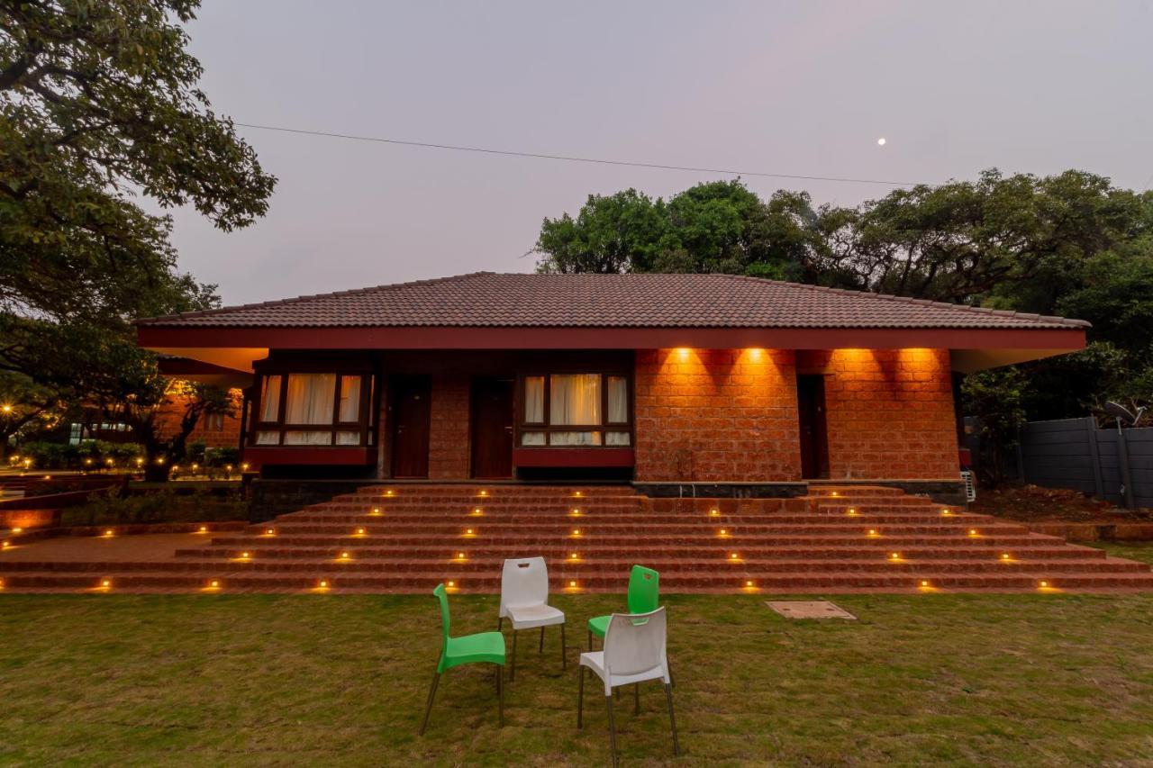 Mahābaleshwar R R Heritage Resort Pure Vegetarian מראה חיצוני תמונה